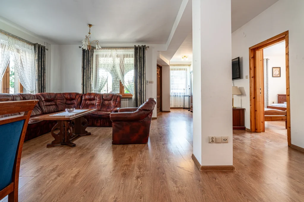 Apartament 8-osobowy w Domu Wczasowym Bernadeta
