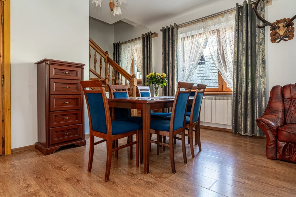 Apartament 8-osobowy w Domu Wczasowym Bernadeta