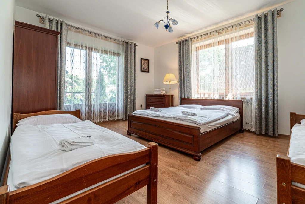 Apartament 8-osobowy w Domu Wczasowym Bernadeta